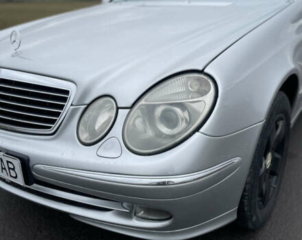 Сірий Мерседес Е-Клас, об'ємом двигуна 2.2 л та пробігом 265 тис. км за 5900 $, фото 7 на Automoto.ua