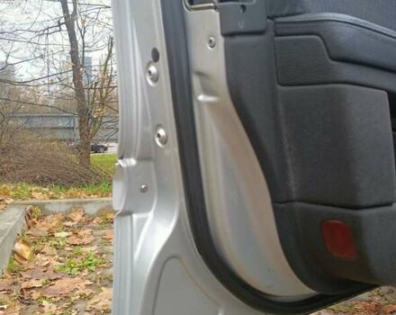 Серый Мерседес Е-Класс, объемом двигателя 1.8 л и пробегом 292 тыс. км за 6900 $, фото 13 на Automoto.ua