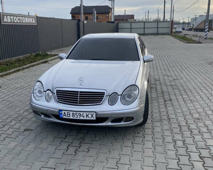 Серый Мерседес Е-Класс, объемом двигателя 2.2 л и пробегом 323 тыс. км за 6700 $, фото 1 на Automoto.ua