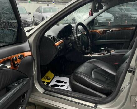 Серый Мерседес Е-Класс, объемом двигателя 3.2 л и пробегом 340 тыс. км за 6800 $, фото 15 на Automoto.ua