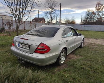 Серый Мерседес Е-Класс, объемом двигателя 2.1 л и пробегом 420 тыс. км за 5600 $, фото 2 на Automoto.ua