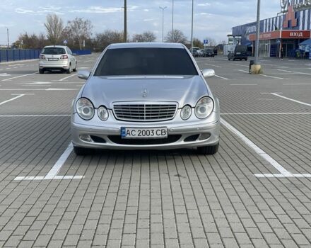 Серый Мерседес Е-Класс, объемом двигателя 2.7 л и пробегом 200 тыс. км за 8000 $, фото 10 на Automoto.ua