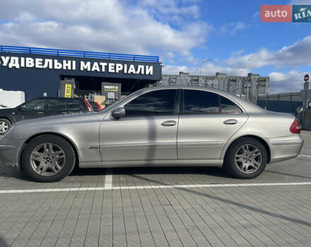 Сірий Мерседес Е-Клас, об'ємом двигуна 2.7 л та пробігом 287 тис. км за 9000 $, фото 18 на Automoto.ua