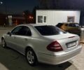 Мерседес Е-Класс 2004 в Каменце-Подольском на Automoto.ua Серый Мерседес Е-Класс, объемом двигателя 2.6 л и пробегом 275 тыс. км за 4999 $, фото 3 на Automoto.ua