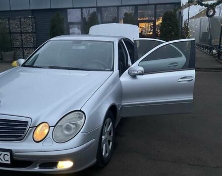Серый Мерседес Е-Класс, объемом двигателя 3.2 л и пробегом 302 тыс. км за 8250 $, фото 6 на Automoto.ua