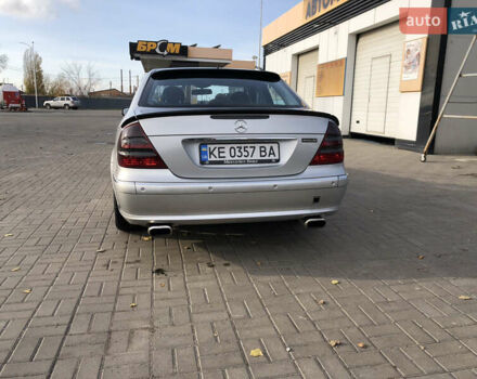 Серый Мерседес Е-Класс, объемом двигателя 2.7 л и пробегом 153 тыс. км за 7200 $, фото 7 на Automoto.ua