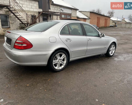 Сірий Мерседес Е-Клас, об'ємом двигуна 3.2 л та пробігом 272 тис. км за 3850 $, фото 22 на Automoto.ua