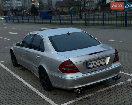 Серый Мерседес Е-Класс, объемом двигателя 2.69 л и пробегом 404 тыс. км за 6600 $, фото 5 на Automoto.ua