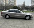 Серый Мерседес Е-Класс, объемом двигателя 1.8 л и пробегом 230 тыс. км за 6000 $, фото 3 на Automoto.ua