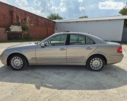 Сірий Мерседес Е-Клас, об'ємом двигуна 1.8 л та пробігом 281 тис. км за 11400 $, фото 1 на Automoto.ua