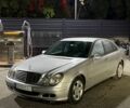 Мерседес Е-Класс 2004 в Каменце-Подольском на Automoto.ua Серый Мерседес Е-Класс, объемом двигателя 2.6 л и пробегом 275 тыс. км за 4999 $, фото 2 на Automoto.ua