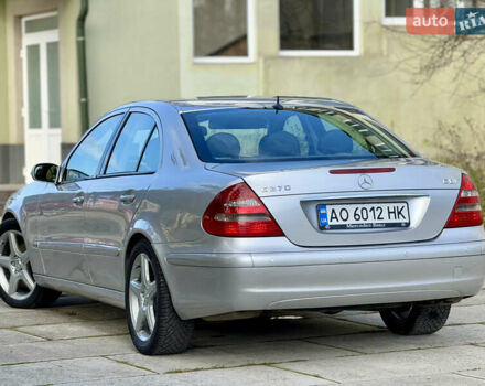 Сірий Мерседес Е-Клас, об'ємом двигуна 2.7 л та пробігом 400 тис. км за 8300 $, фото 25 на Automoto.ua