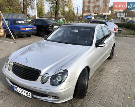 Серый Мерседес Е-Класс, объемом двигателя 2.7 л и пробегом 153 тыс. км за 7200 $, фото 8 на Automoto.ua