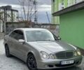 Серый Мерседес Е-Класс, объемом двигателя 2.1 л и пробегом 312 тыс. км за 6250 $, фото 1 на Automoto.ua