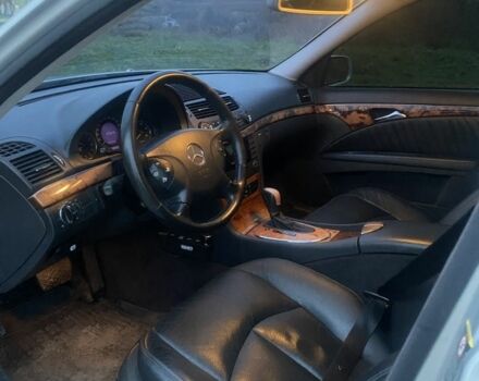 Сірий Мерседес Е-Клас, об'ємом двигуна 2.7 л та пробігом 100 тис. км за 3300 $, фото 14 на Automoto.ua