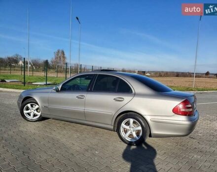 Серый Мерседес Е-Класс, объемом двигателя 2.15 л и пробегом 420 тыс. км за 7000 $, фото 1 на Automoto.ua