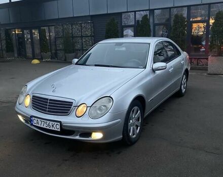 Серый Мерседес Е-Класс, объемом двигателя 3.2 л и пробегом 302 тыс. км за 8250 $, фото 1 на Automoto.ua