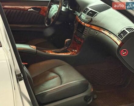 Серый Мерседес Е-Класс, объемом двигателя 2.7 л и пробегом 254 тыс. км за 8790 $, фото 17 на Automoto.ua