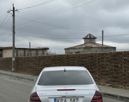 Сірий Мерседес Е-Клас, об'ємом двигуна 2.7 л та пробігом 359 тис. км за 4350 $, фото 9 на Automoto.ua