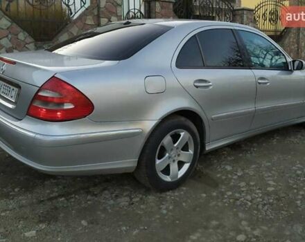 Серый Мерседес Е-Класс, объемом двигателя 2.6 л и пробегом 232 тыс. км за 6599 $, фото 3 на Automoto.ua