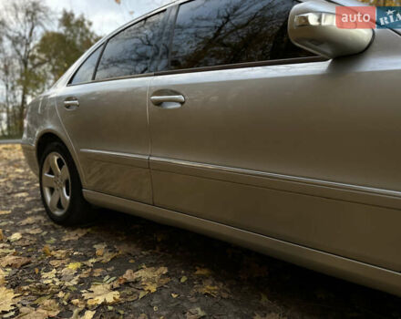 Мерседес Е-Клас 2004 у Тернополі на Automoto.ua Сірий Мерседес Е-Клас, об'ємом двигуна 2.2 л та пробігом 333 тис. км за 5750 $, фото 9 на Automoto.ua
