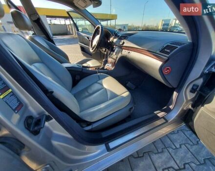 Серый Мерседес Е-Класс, объемом двигателя 2.15 л и пробегом 420 тыс. км за 7000 $, фото 26 на Automoto.ua