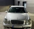 Мерседес Е-Класс 2004 в Каменце-Подольском на Automoto.ua Серый Мерседес Е-Класс, объемом двигателя 2.6 л и пробегом 275 тыс. км за 4999 $, фото 1 на Automoto.ua