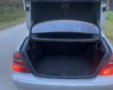 Сірий Мерседес Е-Клас, об'ємом двигуна 2.7 л та пробігом 100 тис. км за 3300 $, фото 7 на Automoto.ua