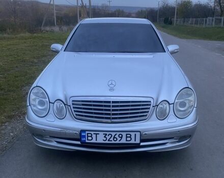 Сірий Мерседес Е-Клас, об'ємом двигуна 2.7 л та пробігом 100 тис. км за 3300 $, фото 1 на Automoto.ua