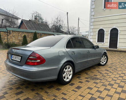 Серый Мерседес Е-Класс, объемом двигателя 2.2 л и пробегом 359 тыс. км за 6450 $, фото 4 на Automoto.ua