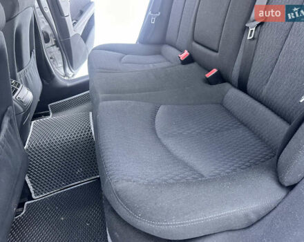 Серый Мерседес Е-Класс, объемом двигателя 1.8 л и пробегом 289 тыс. км за 6750 $, фото 68 на Automoto.ua