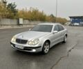 Сірий Мерседес Е-Клас, об'ємом двигуна 2.7 л та пробігом 259 тис. км за 2950 $, фото 1 на Automoto.ua