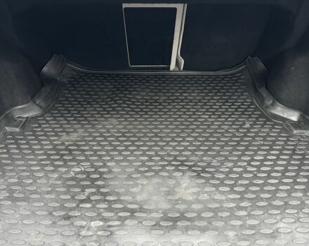 Сірий Мерседес Е-Клас, об'ємом двигуна 2.7 л та пробігом 360 тис. км за 3300 $, фото 12 на Automoto.ua