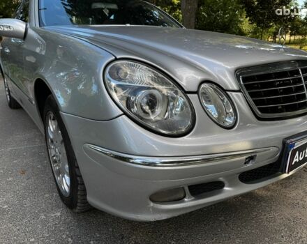 Серый Мерседес Е-Класс, объемом двигателя 2.6 л и пробегом 445 тыс. км за 6980 $, фото 3 на Automoto.ua