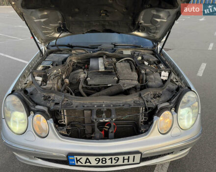 Серый Мерседес Е-Класс, объемом двигателя 1.8 л и пробегом 257 тыс. км за 5500 $, фото 19 на Automoto.ua