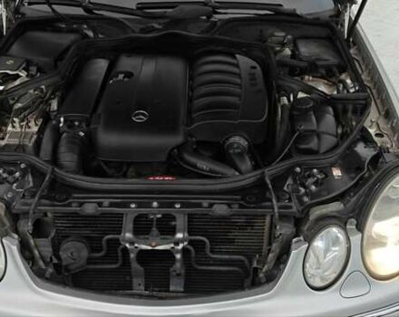 Сірий Мерседес Е-Клас, об'ємом двигуна 2.69 л та пробігом 360 тис. км за 7777 $, фото 35 на Automoto.ua