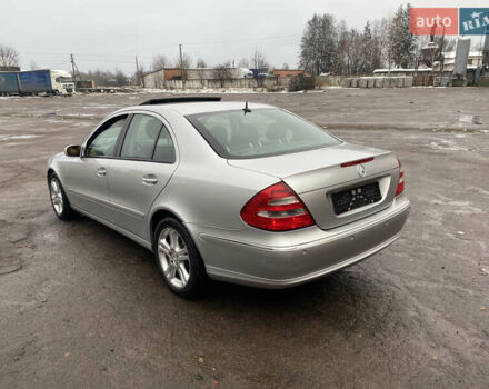 Сірий Мерседес Е-Клас, об'ємом двигуна 3.2 л та пробігом 272 тис. км за 3850 $, фото 30 на Automoto.ua