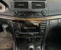 Сірий Мерседес Е-Клас, об'ємом двигуна 3.2 л та пробігом 350 тис. км за 5999 $, фото 13 на Automoto.ua