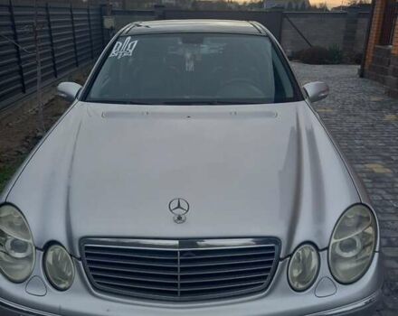 Серый Мерседес Е-Класс, объемом двигателя 2.7 л и пробегом 380 тыс. км за 6500 $, фото 1 на Automoto.ua