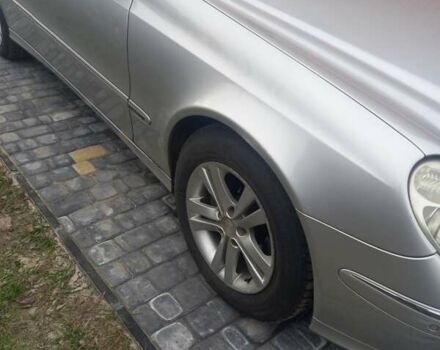 Серый Мерседес Е-Класс, объемом двигателя 2.7 л и пробегом 380 тыс. км за 6200 $, фото 4 на Automoto.ua