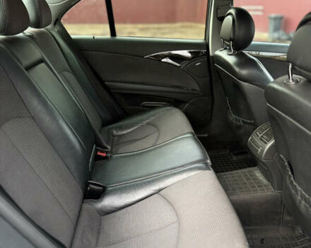 Серый Мерседес Е-Класс, объемом двигателя 3.22 л и пробегом 368 тыс. км за 7499 $, фото 8 на Automoto.ua