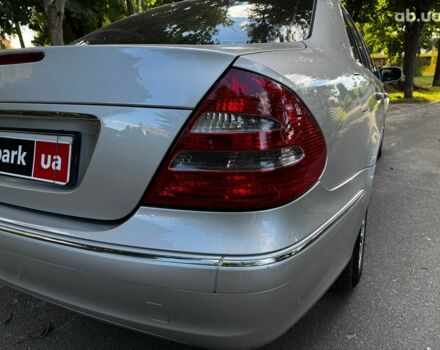 Серый Мерседес Е-Класс, объемом двигателя 2.6 л и пробегом 445 тыс. км за 6980 $, фото 8 на Automoto.ua