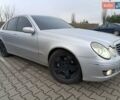 Серый Мерседес Е-Класс, объемом двигателя 2.1 л и пробегом 326 тыс. км за 7200 $, фото 7 на Automoto.ua