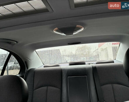 Сірий Мерседес Е-Клас, об'ємом двигуна 2.7 л та пробігом 349 тис. км за 8800 $, фото 28 на Automoto.ua