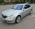 Сірий Мерседес Е-Клас, об'ємом двигуна 3.2 л та пробігом 443 тис. км за 7999 $, фото 1 на Automoto.ua