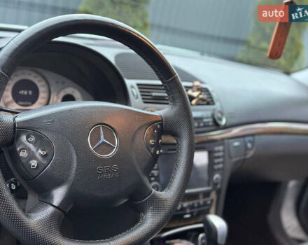 Серый Мерседес Е-Класс, объемом двигателя 2.69 л и пробегом 406 тыс. км за 7000 $, фото 10 на Automoto.ua