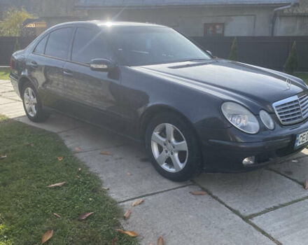 Сірий Мерседес Е-Клас, об'ємом двигуна 2.2 л та пробігом 297 тис. км за 7000 $, фото 6 на Automoto.ua