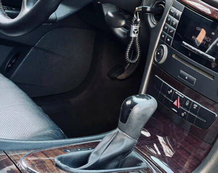 Мерседес Е-Клас 2004 у Івано-Франківську на Automoto.ua Сірий Мерседес Е-Клас, об'ємом двигуна 2.15 л та пробігом 462 тис. км за 8100 $, фото 13 на Automoto.ua