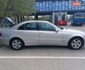 Серый Мерседес Е-Класс, объемом двигателя 3.2 л и пробегом 350 тыс. км за 8200 $, фото 27 на Automoto.ua