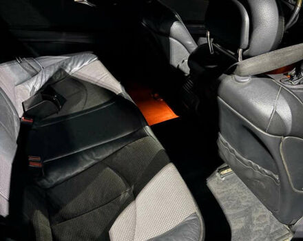 Серый Мерседес Е-Класс, объемом двигателя 2.6 л и пробегом 321 тыс. км за 4600 $, фото 11 на Automoto.ua